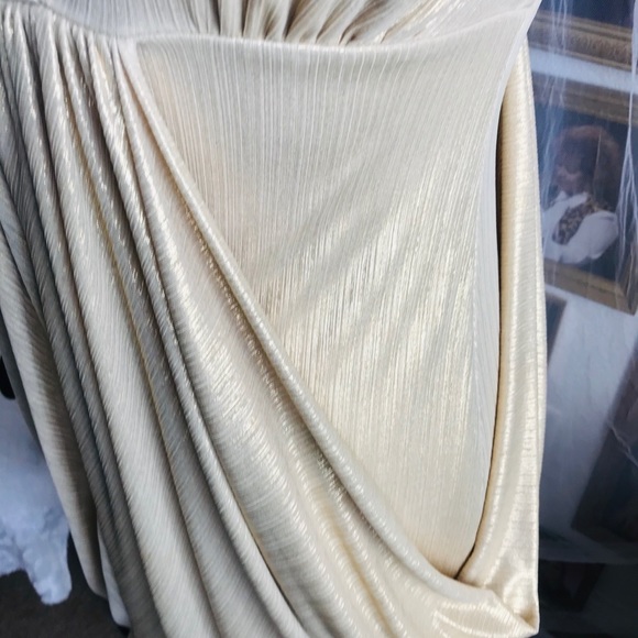 BeBe Gold Metallic cocktail dress - Picture 4 of 4